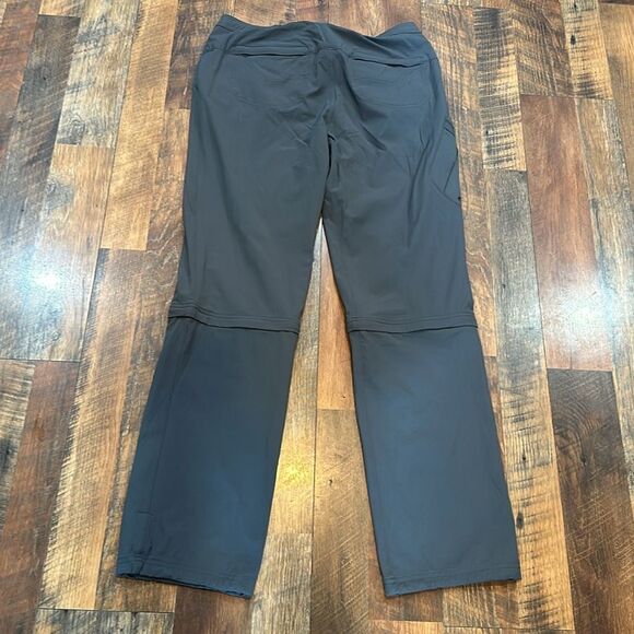 Mountain Hardwear convertible ants 10 (3350) - Picture 3 of 6